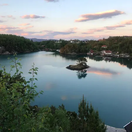 Nyaraló Summercottage By The Ocean Bømlo